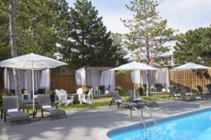 Richmond Hill Ontario Hotel Pool